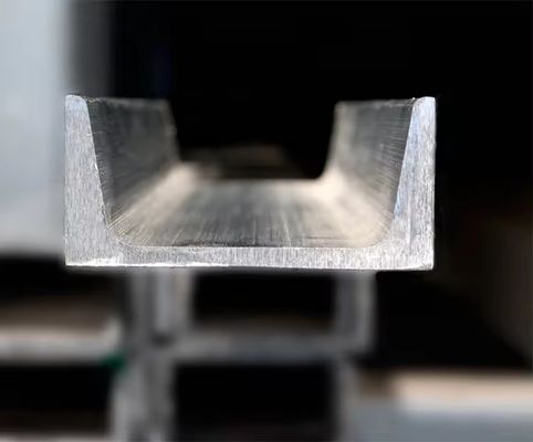 U 채널 핫 롤 라이트 웨이트 C 고객 요구 사항으로 길이로 철강 채널 섹션